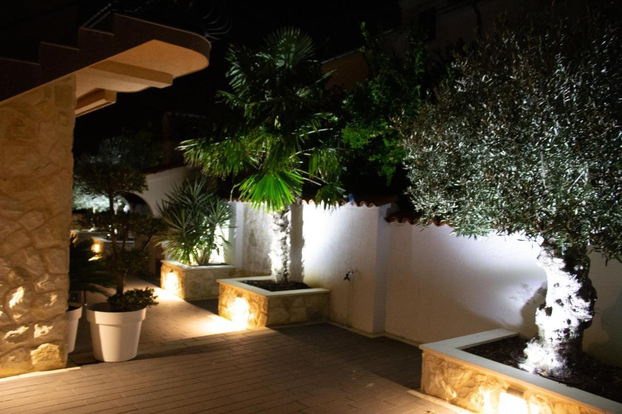 Apartments Villa Jelena Vodice Exterior foto
